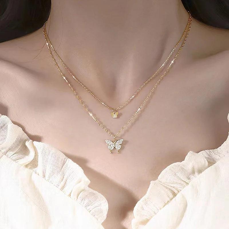 Colar Feminino Borboleta em Ouro e Prata - Allure Place