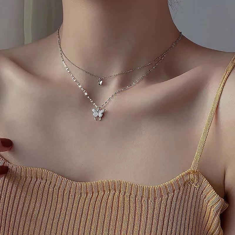 Colar Feminino Borboleta em Ouro e Prata - Allure Place